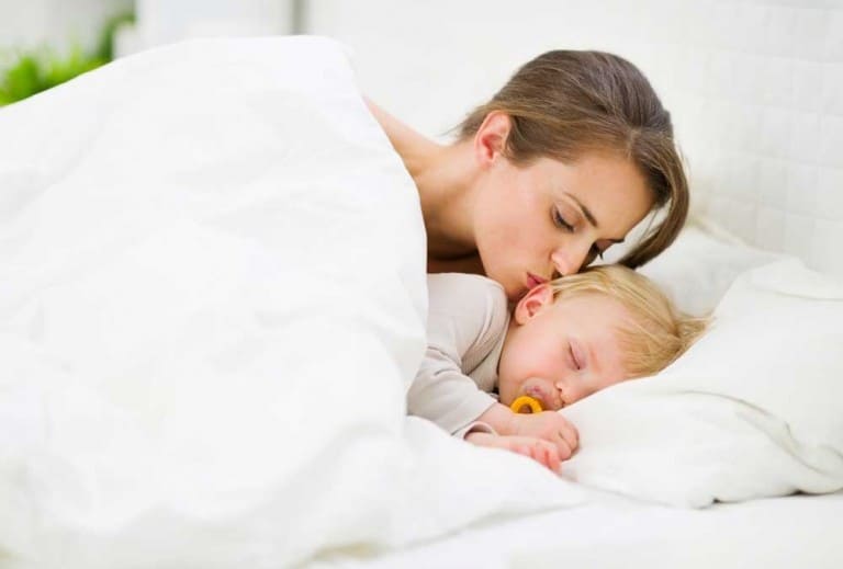 8 Effective Tips For Gently Night Weaning Your Toddler